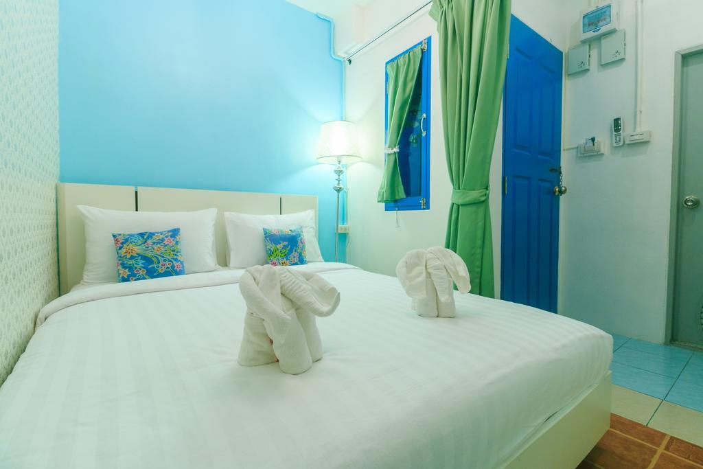 Frog House Bed & Breakfast (Adults Only) Patong Buitenkant foto