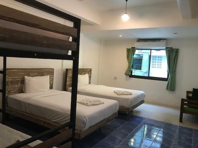 Frog House Bed & Breakfast (Adults Only) Patong Buitenkant foto