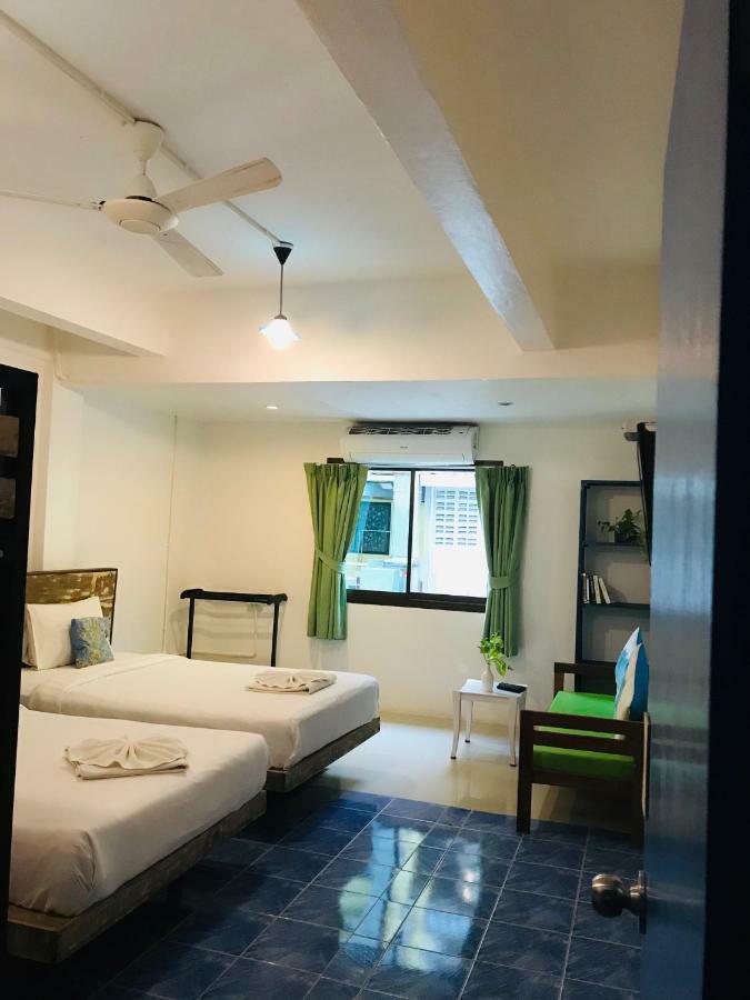 Frog House Bed & Breakfast (Adults Only) Patong Buitenkant foto