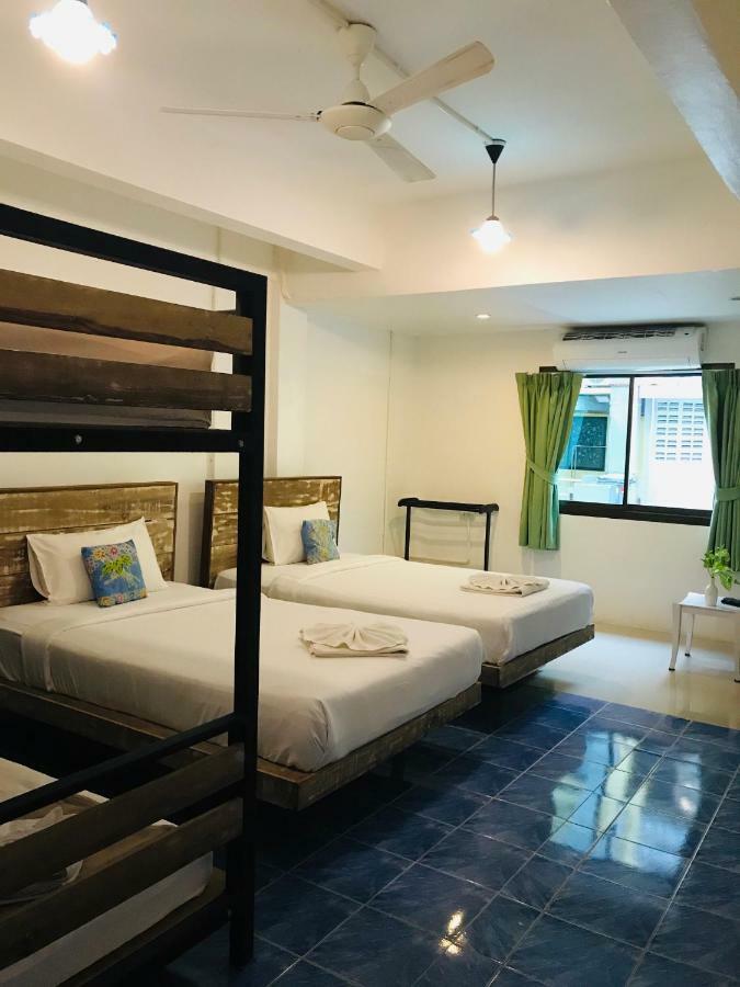 Frog House Bed & Breakfast (Adults Only) Patong Buitenkant foto